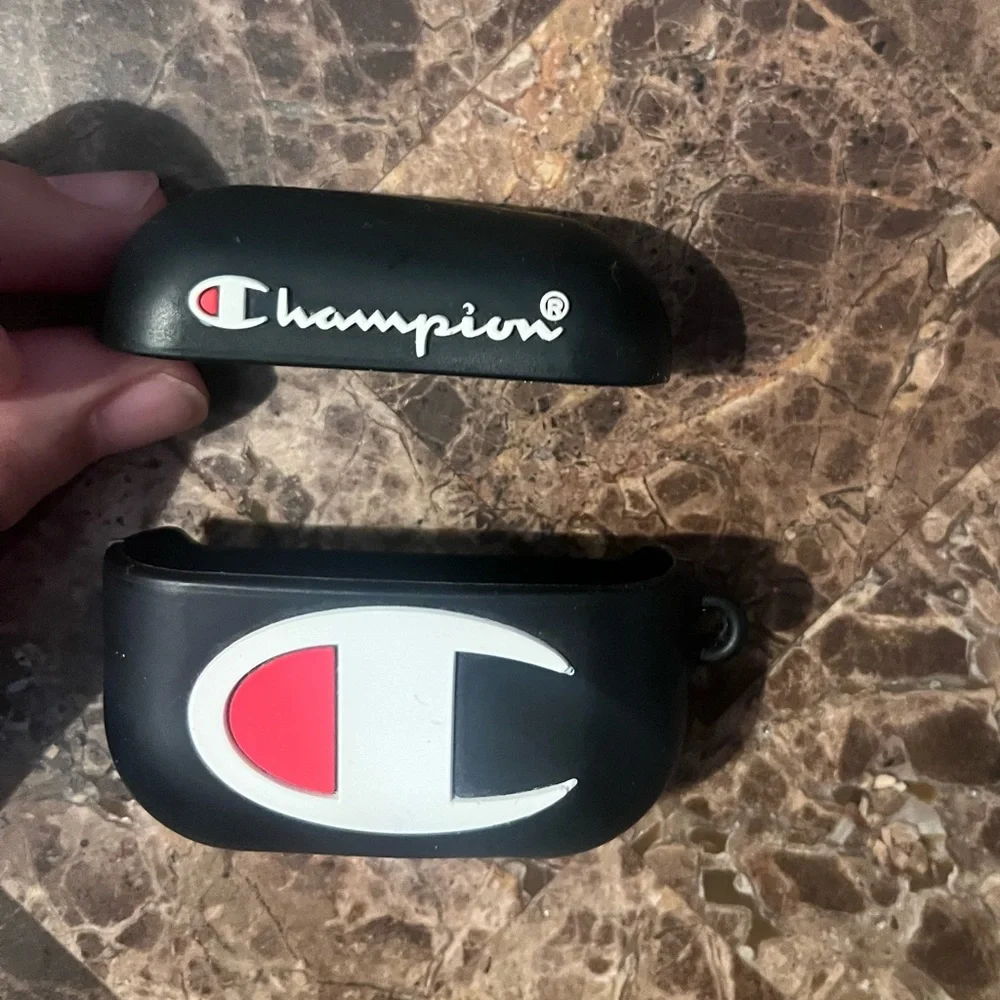 AirPods Silicone Case Champion design for Apple AirPods PRO used - like new